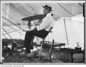Aviator Ralph Johnstone July 1910